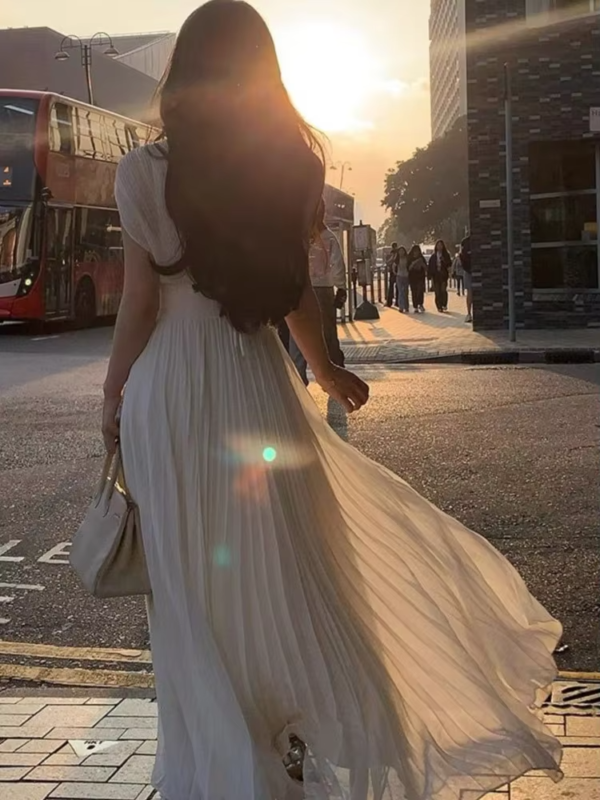 ⁦فساتين طويلة نسائية برقبة على شكل حرف V⁩ - الصورة ⁦6⁩